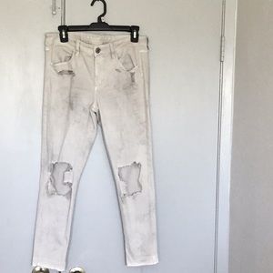 American Eagle distressed jeggings